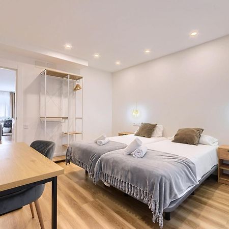 Deustown Apartamentos Bilbao Dış mekan fotoğraf
