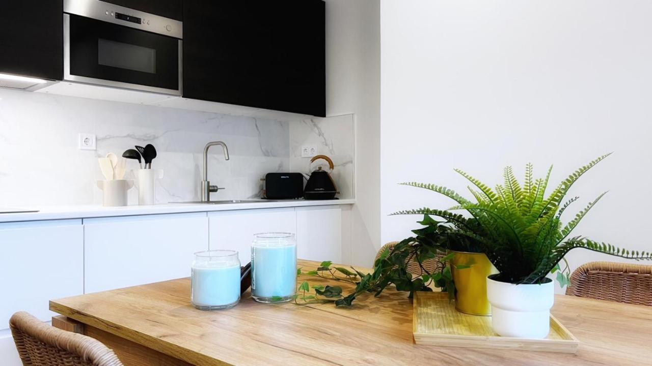 Deustown Apartamentos Bilbao Dış mekan fotoğraf