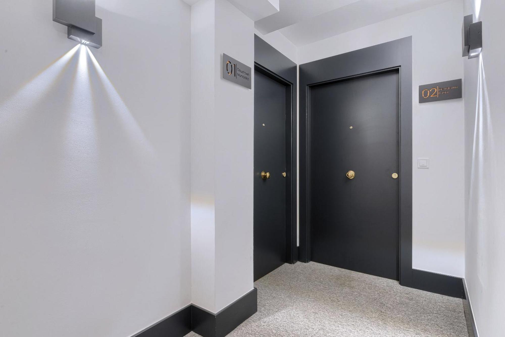 Deustown Apartamentos Bilbao Dış mekan fotoğraf